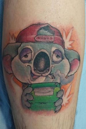 It's my leg. I'm not the artist. #koala #newstyle #colourtattoo #gamertattoo #marihuana 