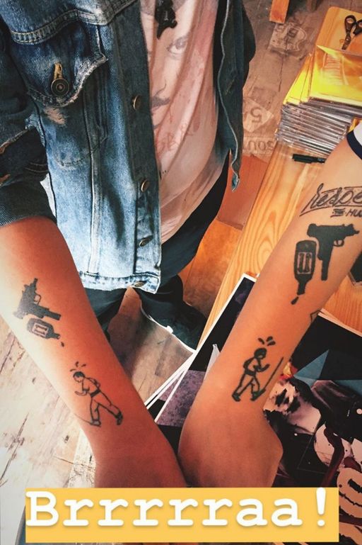 Flash tattoo