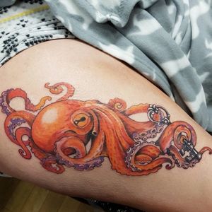 Love this tattoo that I got on my thigh. As a scuba diver I've seen a lot of octopus and they are just such incredibly intelligent, strong, magical creatures. I have different reasons for the key but this tattoo is going to be added to in the future, I have a few ideas but nothing is set in stone yet.