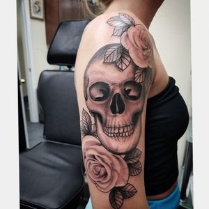 Black and grey neo traditional/ realism skull and roses wip