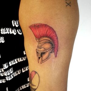 Spartan Helmet, tattoo I did couple days ago. Booking on my whatsapp +522223605806 info on my profile✌🏻🤓#spartan #sparta #helmet #tattoo #tatuaje #casco #espartanos #armtattoo #colortattoo #red #panache #penacho #rojo #HybridoKymera #puebla #mexico #tatuadoresmexicanos #tatuadorespoblanos #hechoenmexico #madeinmexico #mexican #shading #pueblatattoo 