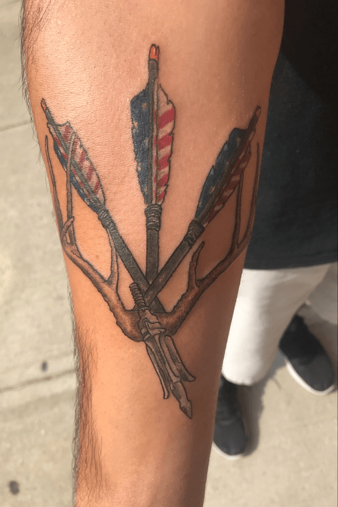 Discover more than 69 bow hunting tattoos - in.cdgdbentre