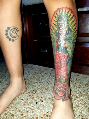 Finally finished my left leg piece. #santamuerte #virginmary #virgendeguadalupe #mexican #blink182 #skeletontattoo #skeleton #CalaveraTattoo #calavera 