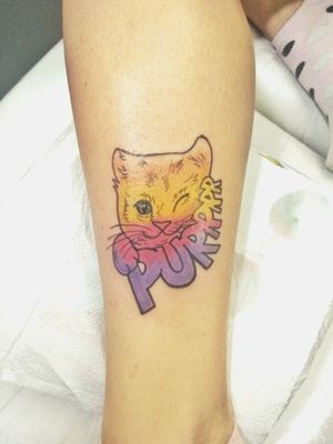 Tattoo da querida Amanda. Referência da internet #cattattoos #tattoocat #CollorTattoo #fullcolortattoo 