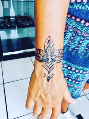 #tattoo #tatouage #art #artoftheday #tattooshop #tattoolover #tattoowork #ink #tatoueur #encre #france #tatouagefrance #life #tattooart #tattoos #tattooed #tattooartwork #arttattoo 