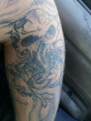 A cover up of a terrible tribal piece I got when I was 19.