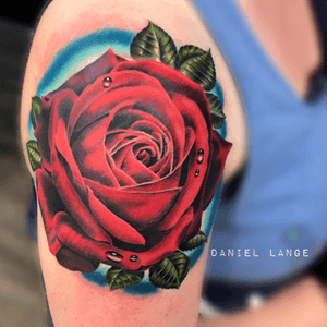 Rose from a few weeks ago. #rose #rosetattoo #tattooart #tattooartist #realism #colortattoo #coloradotattoo 