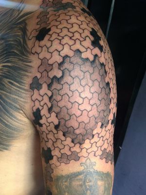 #tattoo#geometric#geometrictattoo#3d#3dtattoo#blackandgrey#blackandgreytattoo#eternalink#cesarherrera