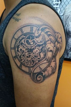 Skeleton clock tattoo
