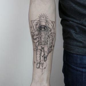 Tattoo uploaded by Wemerson Andrade • #astronaut #astronauta #space ...