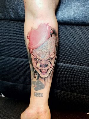 Done today realistic pennywise full colors , first session by thedoud cisse #pennywise #pennywisetattoo #tattooportraits2 #tattooportraite #tattooportraittattoo #tattooportrait #tattooportraitidea #tattooportraitblackandgrey #tattooportraitcolors #tattooportraitphotography #tattooportraiture #tattooportraitl #tattooportraitsbook #prilaga #tattooportraitsslovakia #tattooportraitlier #tattooportraits #tattooportraitdog #tattooportraitstyle #tattooportraitart #tattooportraitcolour #tattooportraitcolor #tattooportraitartist #tattooportraitliernb #tattooportraitseries #tattooportraitsession