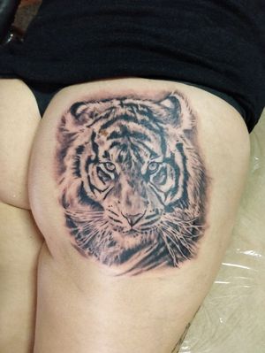 Black&grey tiger#Tiger #tattoo #tigertattoo #butttattoo #animal #wildanimal #blackandgrey #artemisink #artcollection #inkedgirl #inkedlifestyle #tatuointi #tiikeritatuointi
