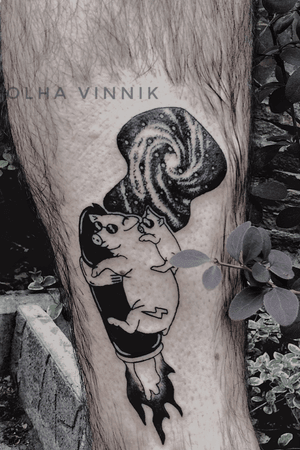 🖤 #dotwork #tattooart #tattookh #tattookharkov  #tattoo #tattoosketch #tattooink #whipshading #blackwork #эскиз  #art #sketch #свинки #свинья #ракета #космос #галактика #pig #rocket #cosmos #galaxy #tattooed_kiev #tattooedkharkiv 🐷🐷🚀🌌