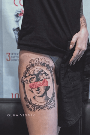 Данная работа выполнена за один сеанс, ожидается дополнение мелкими деталями #тату #девушка #бюст #роза #tattoo #art #gerl #rose #blacktattoo #dotwork #wipshading #tattoink #tattooed_kiev #tattooedkharkiv