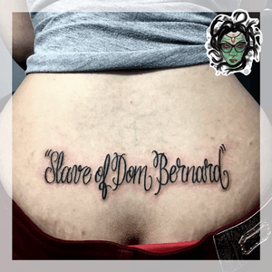 #NaneMedusaTattoo #tattoo #tatuagem #tattooart #tattooartist #tattoolover #tattoodoBR #riodejaneiro #tatuadora #lettering #letteringtattoo #caligraphy #caligraphytattoo #tatuadoras #viperink #tattooja #letteringinsoul #letteringcartel #script 