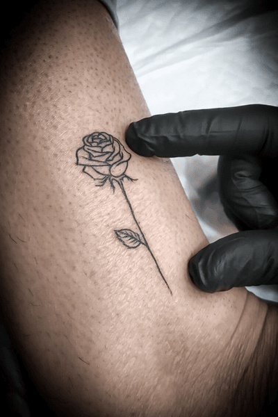 #tinytattoo #lineworktattoo #rose on the ankle 