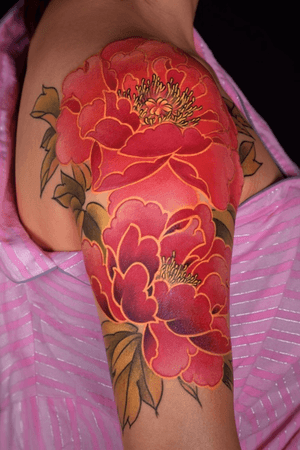“牡丹”#AsianTattoos #japanesetattoo #tattooartist 