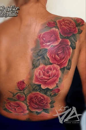 #roses #backpiece #realism #colour #color #rose 