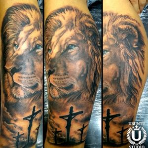 Leão, tattoo  , calvário, lion' cruz 