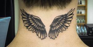 My first Tattoo was inspired by Justin Biebers one. Great Job from Stechwerk Kempten!  #necktattoo #firsttattoo #wings 