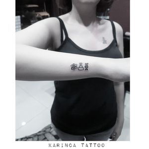 Instagram: @karincatattoo #karincatattoo #chemistry #dna #minimal #little #tiny #small #tattoo #tattoos #tattoodesign #tattooartist #tattooer #tattoostudio #tattoolove #tattooart #tattooartist #inked #dövme #istanbul #turkey 