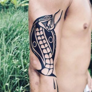 Tattpo by El Perro avaiable at @the_wave_tattoo INFO & APPOINTMENTS :📲 +34 603307687 (call us or send whatsup)📩 thewavetattoobcn@gmail.com 📍Carrer dels assaonadors 24 - El Born 🚇 Metro L4 Jaume 👉 Follow us on Instagram @thewavetattoobcn • #dotwork #blackwork #smalltattoos #smalltattoo #barcelona #barcelonatattoo #tattooartist #bcn #realistictattoo #portrait #realismo #blackandgrey #animaltattoos #pettattoo #geometric #sacredgeometry #colortattoo #naturetattoo
