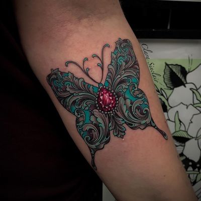 Tattoo by Clara Sinclair #ClaraSinclair #sparklytattoos #sparkly #glittery #glitter #sparkle #stars #ornamental #beautiful #gem #crystal #diamond #filigree #butterfly #nature #animal #wings #floral #pearls