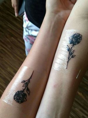 #motheranddaughter#roses#tattoogirl