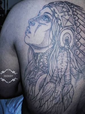 #artiste #tatt #tattoo #ink #inked #art #dessin #drawing #artist #paris #paristattoo #artwork #jeekey #paris #artist #indiangirl #indian #wolf #sketches #traditionalart #blackwork #blacktattoo 