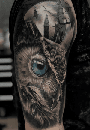 Finished this one today :) #tattoo #tattoodesign #tattooideas #tattooidea #owl #owltattoo #moon #halfsleeve #moontattoo #blueeyes #tattoooftheday