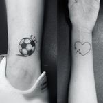 Soccer ball and heart, tattoos I did couple days ago. Booking on my whatsapp 2223605806 info in bio✌🏻🤓 #soccer #soccerball #heart #hearttattoo #wristtattoo #wrist #futbol #linework #smalltattoos #tinytattoo #balon #muñeca #corazon #tattoo #tatuaje #ink #inked #inkedgirls #tattooedgirls #HybridoKymera #tatuadoresmexicanos #tatuadorespoblanos #pueblacity #mexico #hechoenmexico #madeinmexico