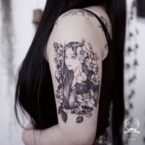 Tattoo by Zihwa #Zihwa #ladytattoo #babe #lady #woman #portrait #illustrative #linework #flowers #floral