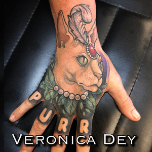 Hairless cat neo-traditional tattoo by Veronica Dey
