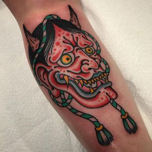 Tatuaje de Kyle Hath #KyleHath #favorittattoos #favorite #color #Japanese #traditional #hannya #mask #oni #demon #yokai #blood #squirt