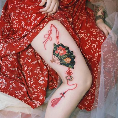 Tattoo by Tattooist Sion #TattooistSion #koreantattooartist #Korea #neotraditional #color #beautiful #knot #flower #folkart #fan #peony #ribbon #bow