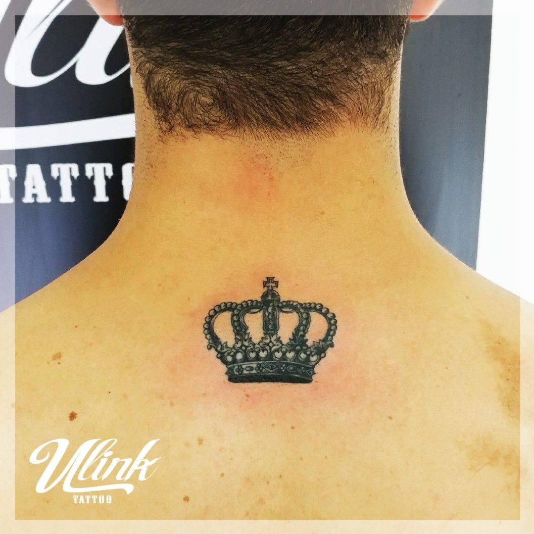 Tattoo uploaded by Oscar • #crowntattoo #crowntattoos • Tattoodo