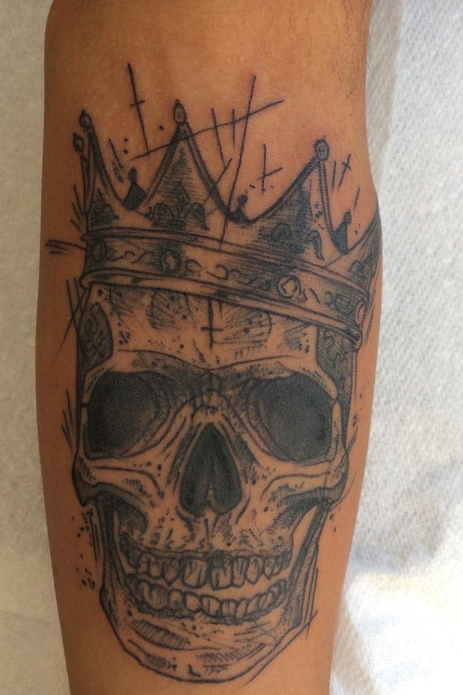 Tattoo uploaded by Nik Desai • #NotoriousBIG #biggie #biggiesmalls #skull # crown #sketchtattoo • Tattoodo
