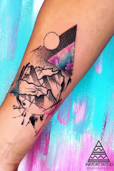 Linework Watercolor Mountains. @inkporttattoo #Москва #moscowtattoo #moscowtattoos #mountains #москватату #tattooartist #акварельтату #moscow #watercolor #russia #mountaintattoo #super #tattoomoscow #tattoo #россия #татуировка #watercolortattoo #inkporttattoo #россии #татуировкивмоскве #msk #татумастер #dotworktattoo #тату #watercolortattoos #abstract #abstracttattoo #татуировки #мск