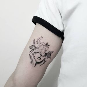 #floraltattoo #finelinetattoo #art #tattoo #tattooartist #Tattoodo 