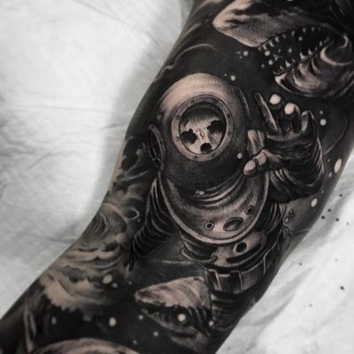 Tattoo by Fibs #Fibs #ElFibs #illustrative #darkart #blackandgrey #ocean #oceanlife #underwater #skull #death #sharks #greatwhite #waves #diver