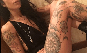 #tattoedgirl #love #tattooart #dreamcatcher #realistic #mandala #arm #blackandgrey #blacktattoo #watercolor #detail #japanesetattoo #color 
