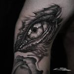 Tattoo by Stefano Alcantara #StefanoAlcantara #eyetattoos #eyetattoo #eye #anatomy #illustrative #realism #realistic #reflection #surreal #strange #ghost #smoke