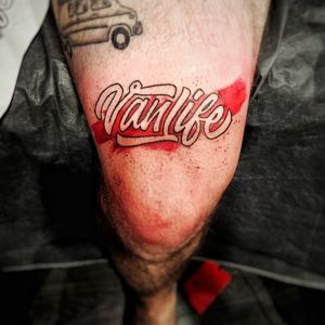 🌎🚐 #vanlife #tattooideas #tattoodesign #redtattoo #linework #calligraphy #lettering #redstripe #painting #paintstripe #brush
