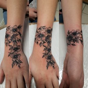 Freehand flowers