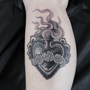 Tattoo by Miss Juliet #MissJuliet #hearttattoos #heart #love #heartbreak #blackandgrey #sacredheart #fire #peony #rose #pearls #lace #neotraditional