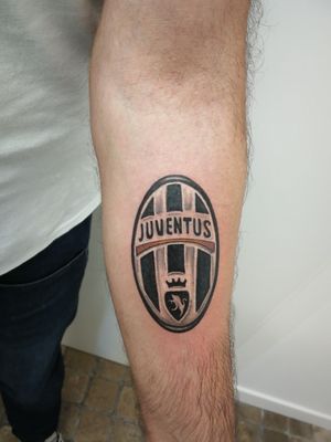 Juventus logo...