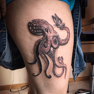 #octopus #Black #blackAndWhite #tatted #tattooartist #octopustattoo #dinamic #pulpo #tatuaje #buterfly 