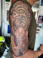 #tattoo #tiger #tigertattoo #realistic #realistictattoo #blackandgrey #blackandgreytattoo #eternalink
