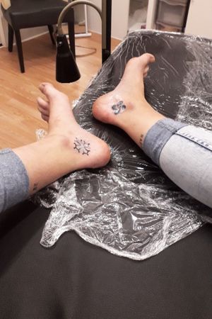 #tattoo #tatouage #croixbasque #croixoccitane #foottattoo #pieds #chevilles #france #encre #inked #femme 