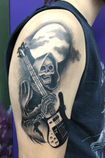 #skull #skulltattoo #bassguitar 